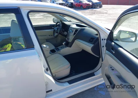 2011 Subaru Legacy 2.5I Premium из США, поврежденный, VIN 4S3BMBG65B3214678